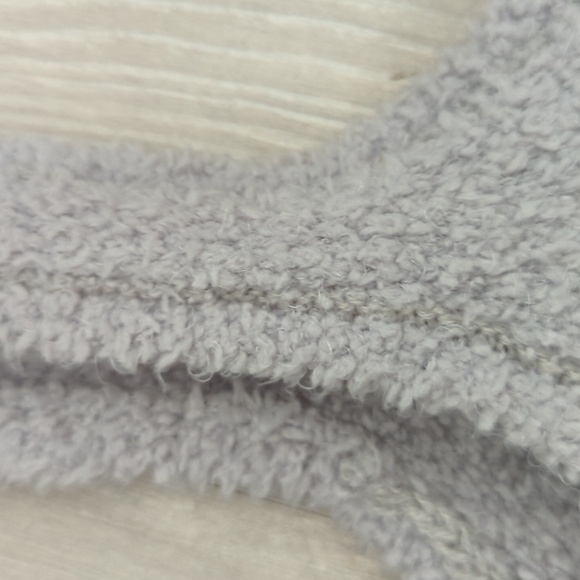 NWT 2 for $20 Fuzzy grey crop knit tank. - Picture 3 of 5